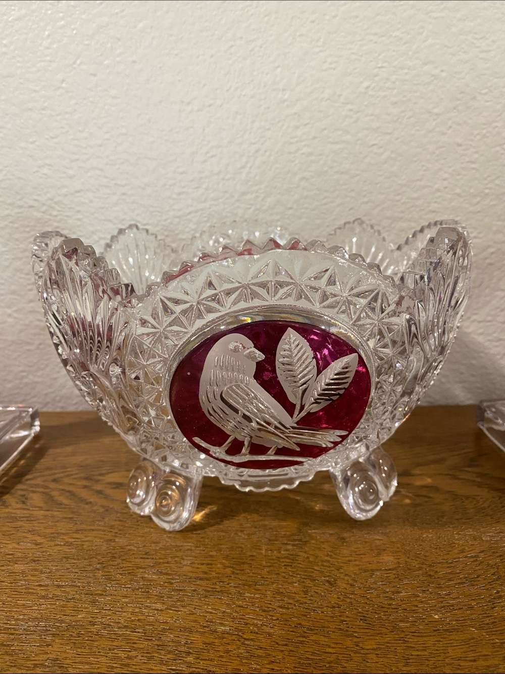 VINTAGE HOFBAUER 8 1/2” RED BIRD CRYSTAL 4- FOOTED BOWL